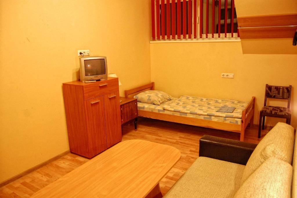 Sveciu Namai Minge Hotel Priekule Room photo